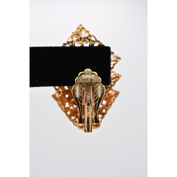 Sarah Cov Vintage Clip Earrings Gold Tone Filigree Metal Chunky Silgned BinAK - Picture 9 of 12